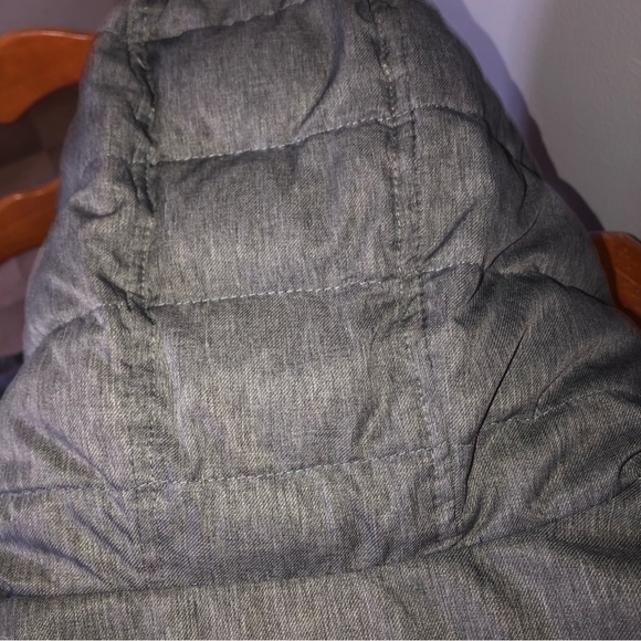 Tommy Hilfiger grey puffer coat XL - Picture 9 of 10